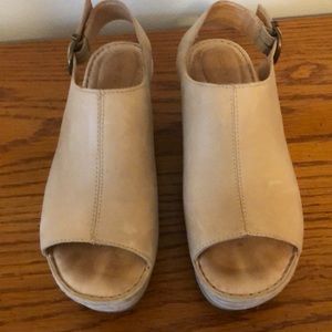 Born wedge sandles . Size 7